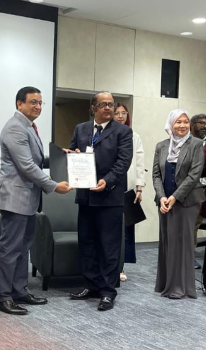 Dr. Ayaz with colleagues at Centara, Bangkok